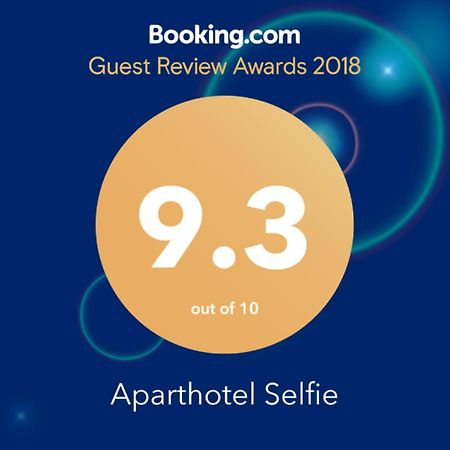 Aparthotel Selfie Batumi Exterior foto