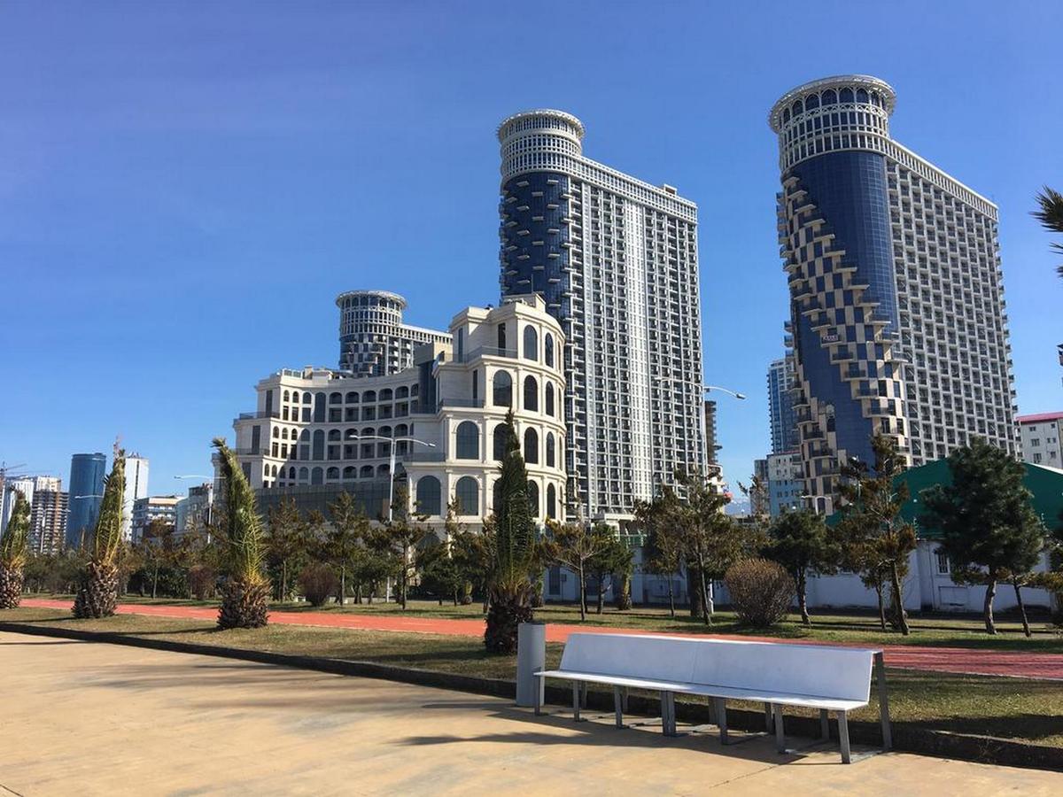 Aparthotel Selfie Batumi Exterior foto